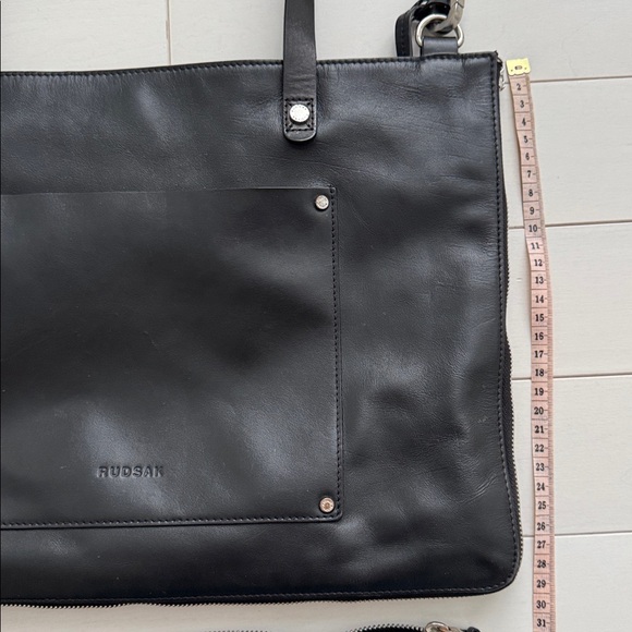Reversible black leather Rudsak bag - Picture 10 of 10